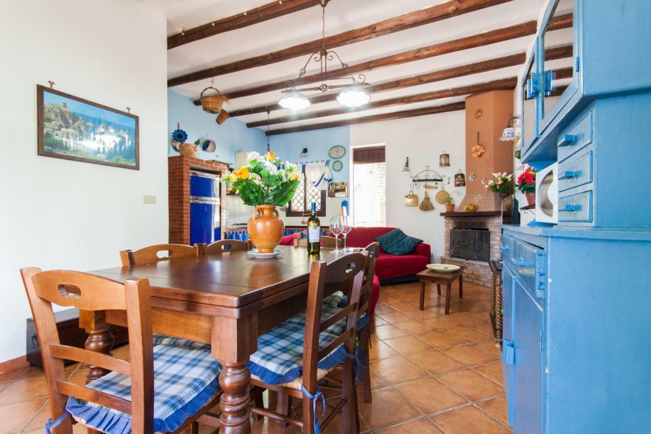 Villa Cala Bianca Кастеламаре дел Голфо Екстериор снимка
