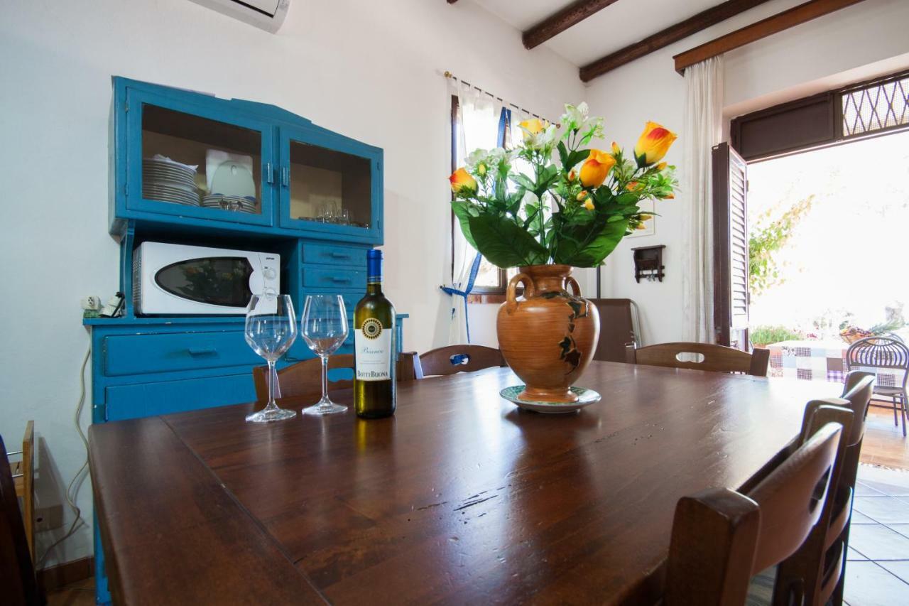 Villa Cala Bianca Кастеламаре дел Голфо Екстериор снимка