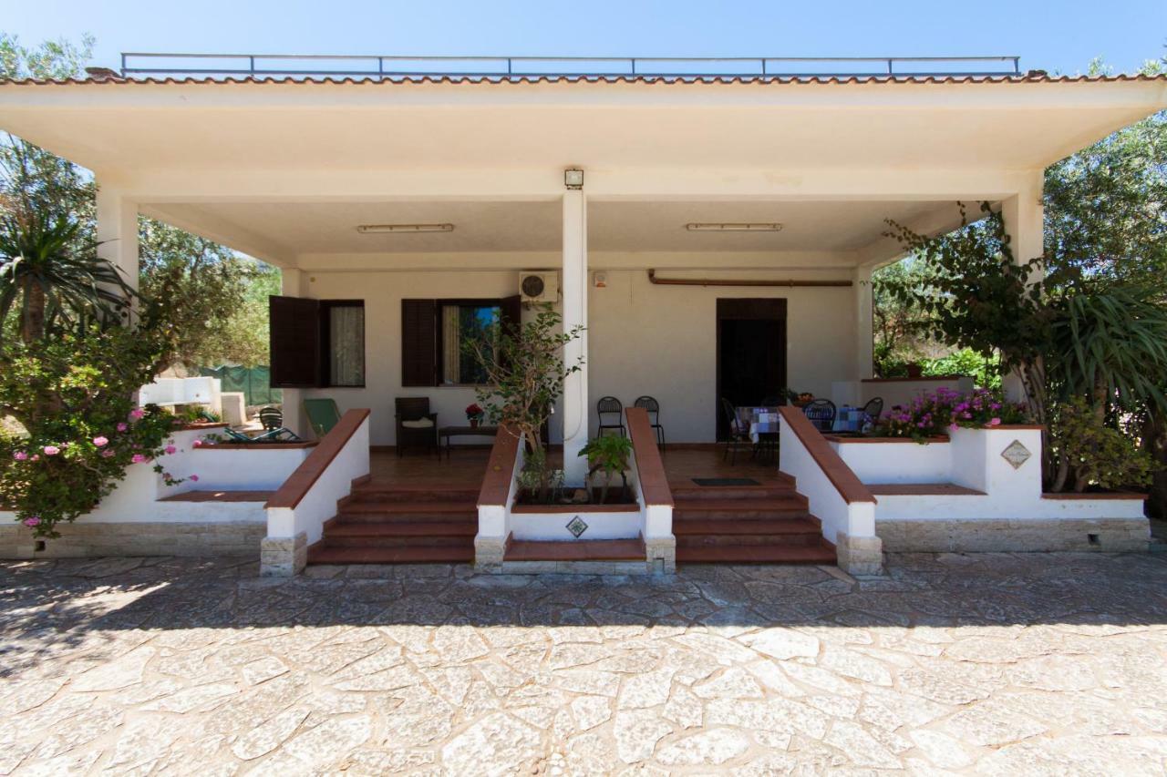 Villa Cala Bianca Кастеламаре дел Голфо Екстериор снимка